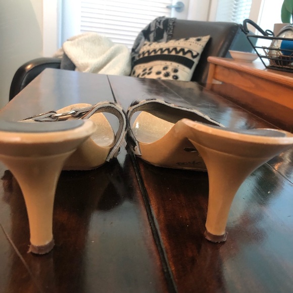 2/$40 CHARLES 9 Charles David - Picture 10 of 10